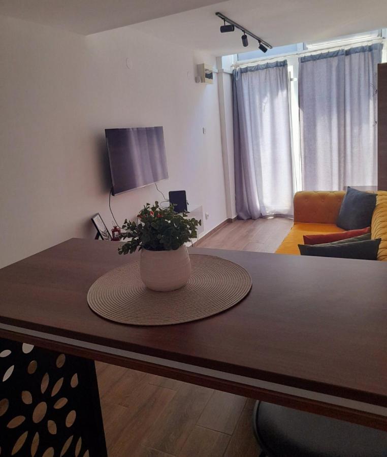 Limone apartmani Niš Esterno foto
