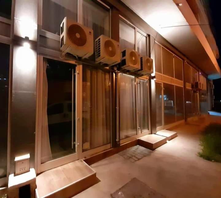 Limone apartmani Niš Esterno foto